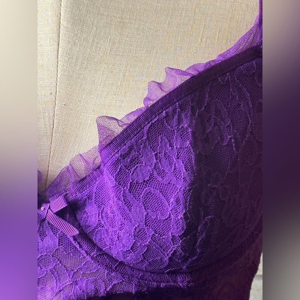 Victorias Secret Lacie Lingerie. Size Medium. New with tags. Ruffle back accents - Picture 2 of 6